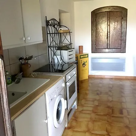 Ferienhaus Maison De 3 Chambres Avec Jardin Clos A A 5 Km De La Plage Ersa